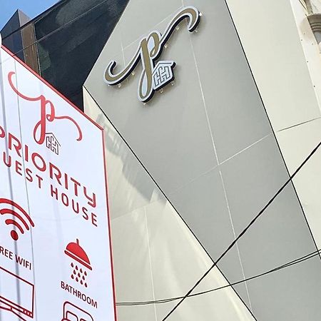 Priority Guest House Samarinda Dış mekan fotoğraf